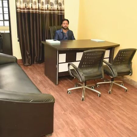 Goroomgo Varanasi Paradise Waranasi Zewnętrze zdjęcie