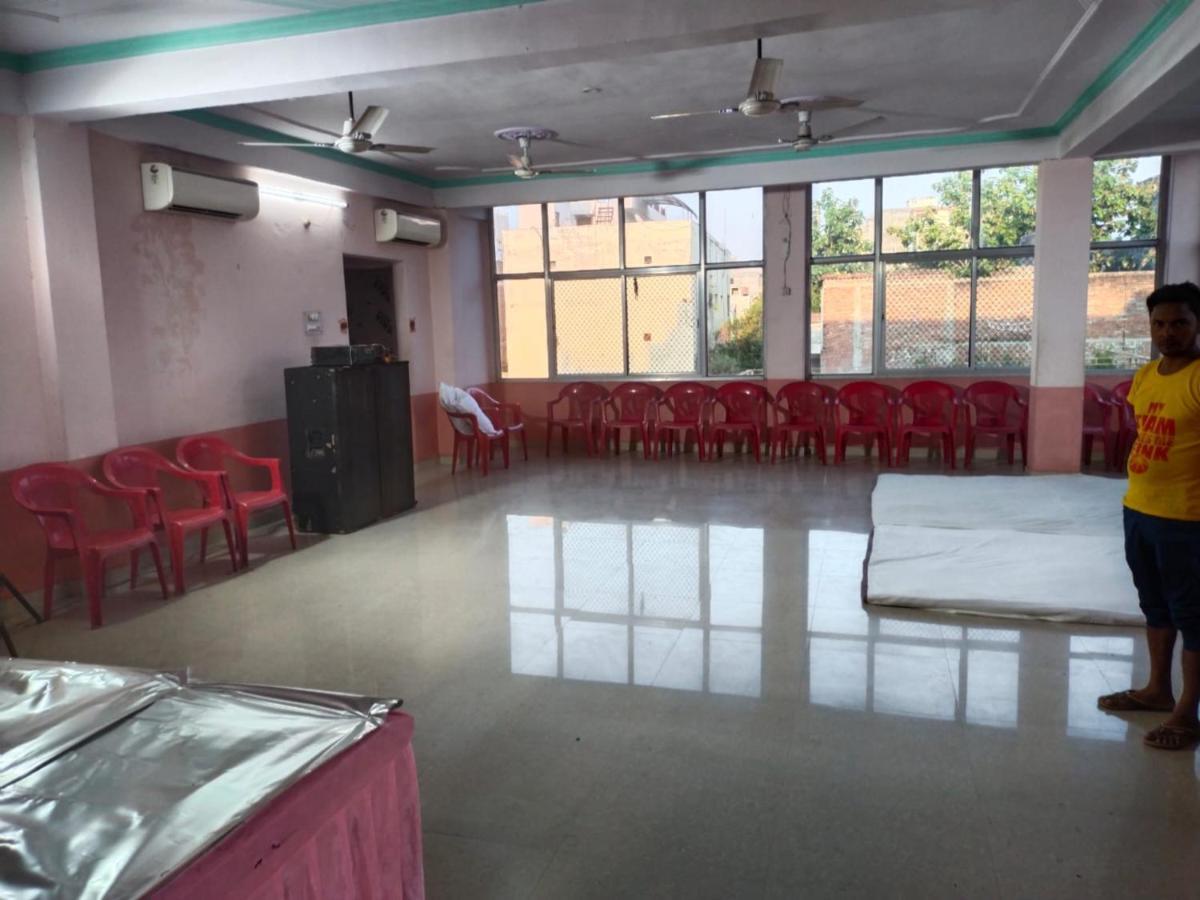 Goroomgo Varanasi Paradise Waranasi Zewnętrze zdjęcie